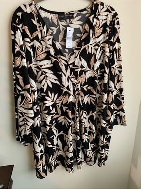 NWT-LANE BRYANT PLUS SIZE 26/28 Top